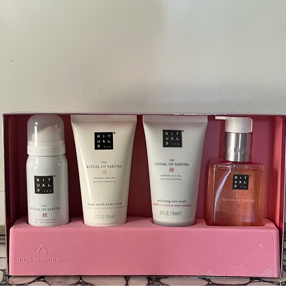 New! Rituals -  Ritual Of Sakura Renewing Gift Set
